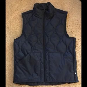NWOT Sperry quilted vest